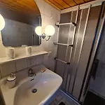 Haus Tina Semesterbostad *