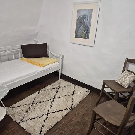 Haus Tina Semesterbostad
