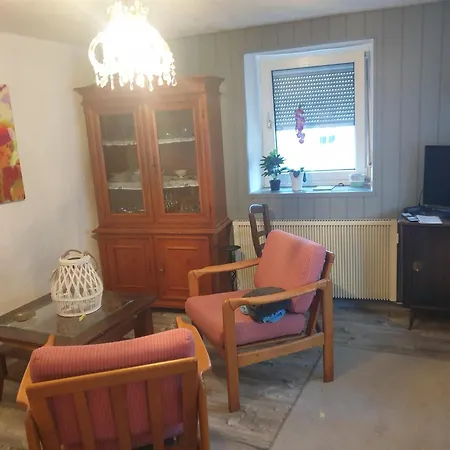 Haus Tina Semesterbostad Neumagen-Dhron